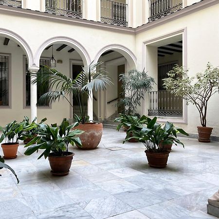 Estudio Suite San Vicente - Aloha Sevilla Kültér fotó